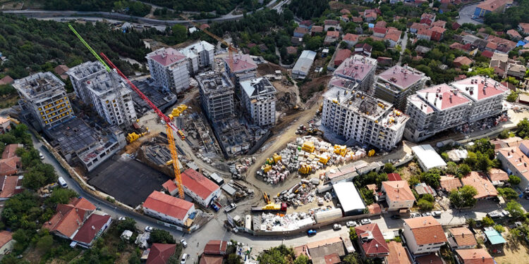 Ümraniye'de kentsel dönüşüm projesinin yüzde 65’i tamamlandı