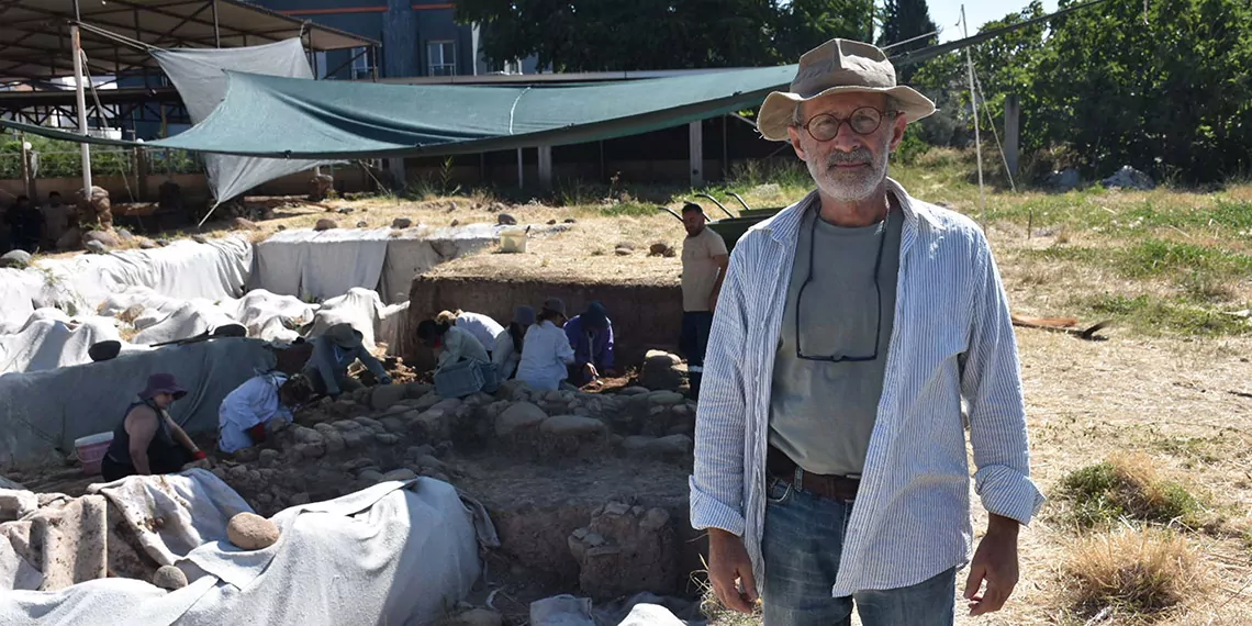 Yassıtepe höyüğü'ndeki kazılarda 5 bin yıllık depo ortaya çıktı