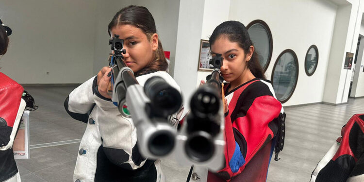 Yusuf Dikeç, atıcılık sporcularına ilham oldu