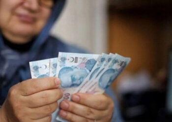 Zammı bekleyen emekliye, sinema indirimi geldi
