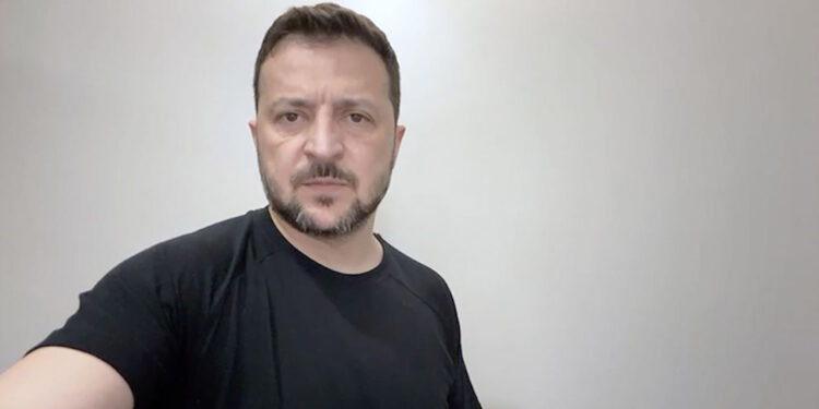 Zelenski: Yaz boyunca Kurks’tan 2 bin saldırı düzenlendi