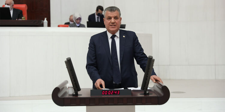 Adanalı çiftçiler plansızlığın kurbanı