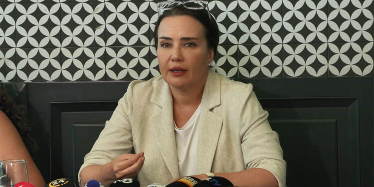 Nilüfer ve kızı Ayşe Nazlı Yumlu hesap verecek