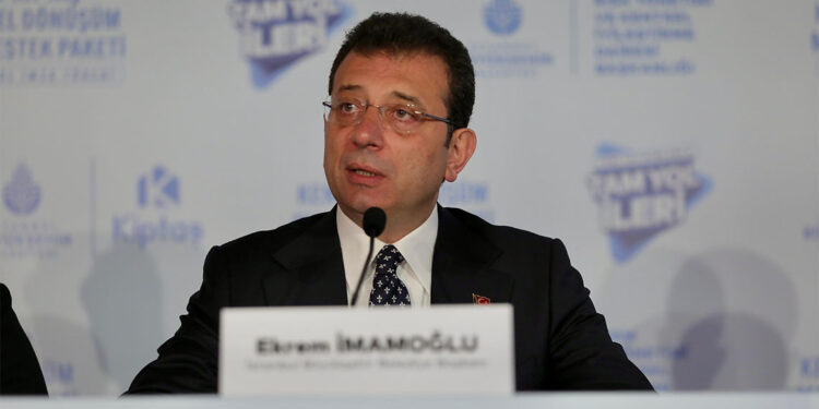 Milletimizin deprem kaygısından uzak yaşaması için siyasi hesapları unuturuz