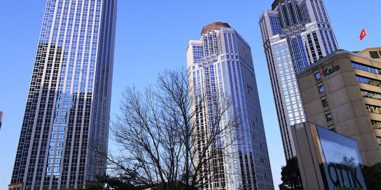 Türkiye İş Bankası aktif büyüklüğünü 2,9 trilyon TL'ye yükseltti