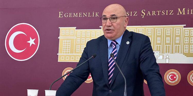 30 Ağustos Türk milletinin küllerinden doğduğu gündür