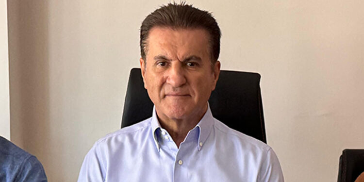 Ailede huzuru sosyal medya değil yoksulluk bozuyor