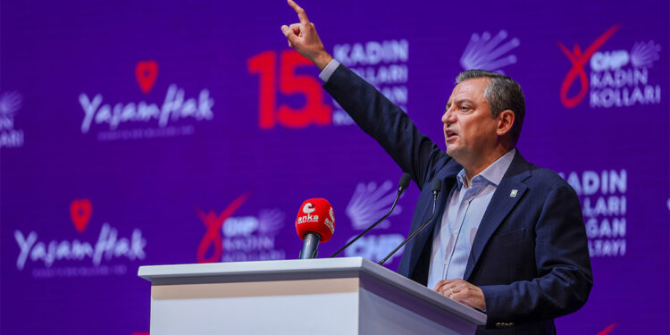 CHP milletvekili ve belediye başkanlarının yarısını kadın yapacağız