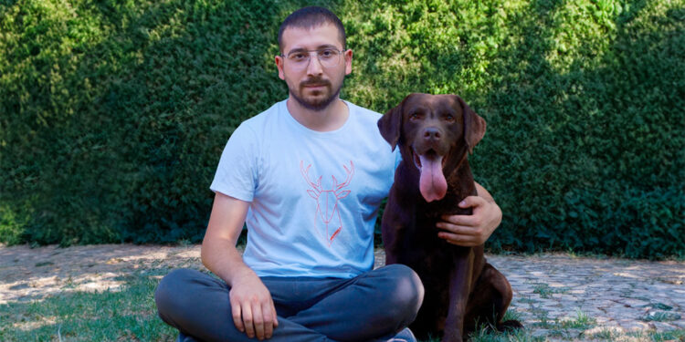 Köpek eğitmenlerinden sokak hayvanları yasasına tepki