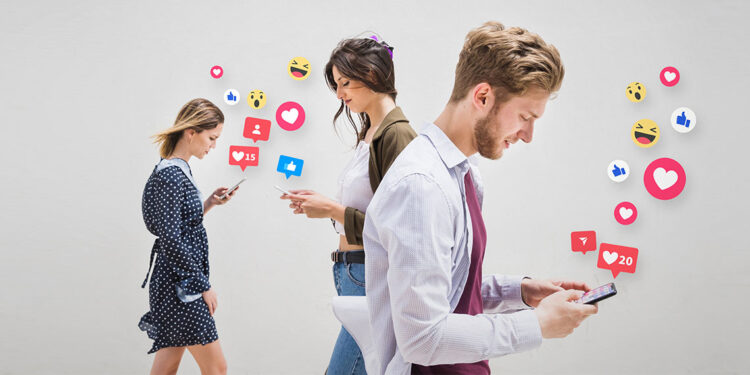 Sosyal medya insanları nasıl yalnızlaştırıyor?
