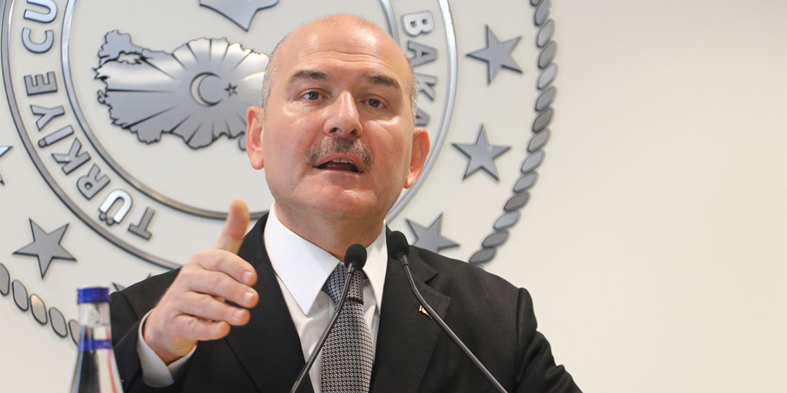 TBMM İçişleri Komisyonu Başkanı ve AK Parti İstanbul Milletvekili Süleyman Soylu dokunulmazlığının kaldırılması talebiyle TBMM Başkanlığına başvurdu.