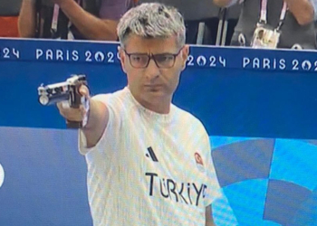 Yusuf Dikeç sosyal medyada dünya gündeminde