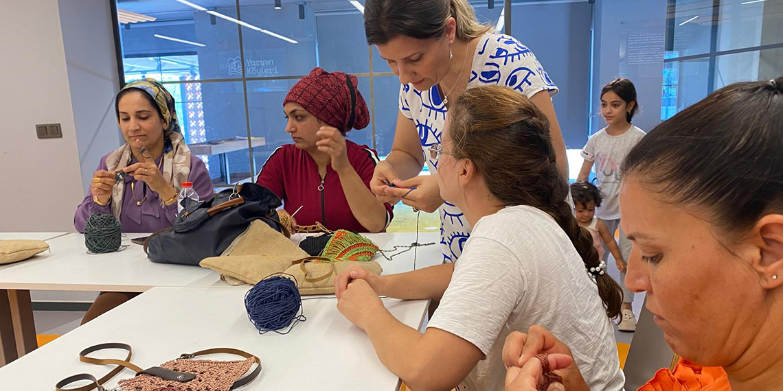 ‘Yarının Köyleri’ projesiyle 300’den fazla kadın ve çocuk eğitim aldı