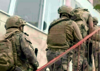 11 ilde FETÖ'nün TSK yapılanmasına operasyon: 12 gözaltı