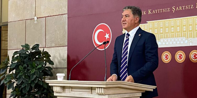 113 okul baskı sonucu temizlik talebini geri çekti