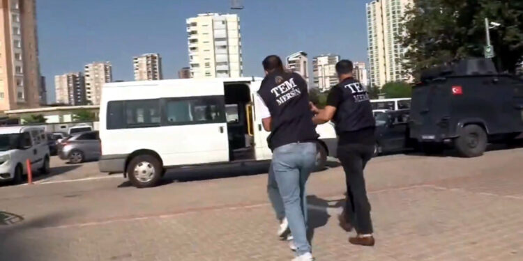 12 ilde 'Gürz-13' operasyonu: 33 kişi gözaltına alındı