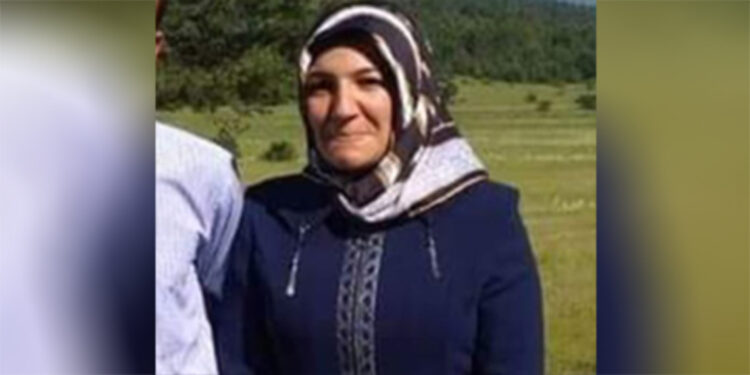 2 yaşındaki torununu balkondan iten üvey babaanne tutuklandı