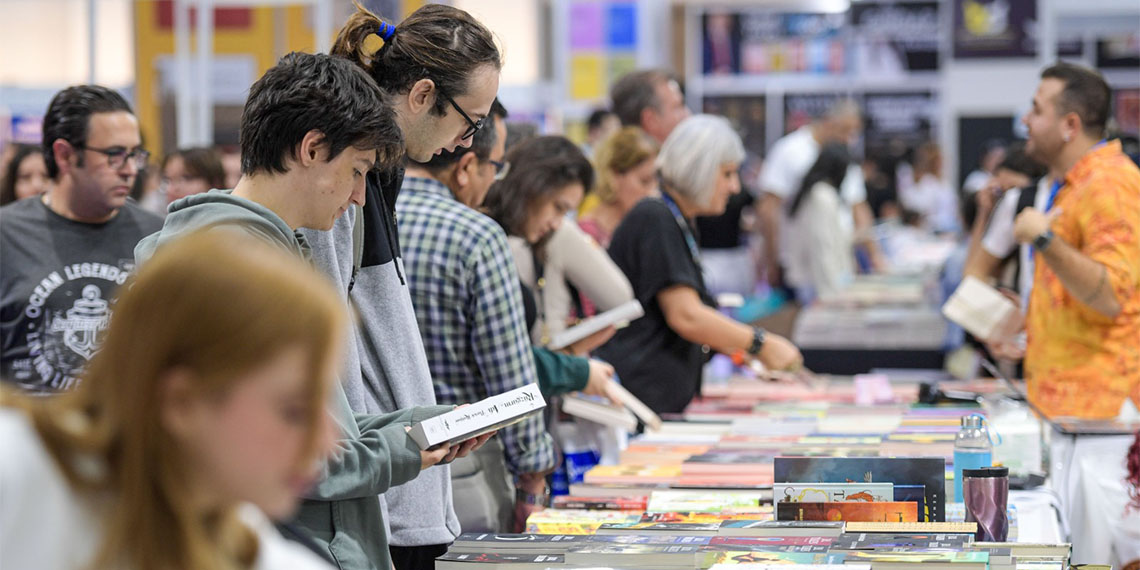 İZKİTAP - 4. İzmir Kitap Fuarı, 26 Ekim - 3 Kasım 2024 tarihleri arasında Fuar İzmir’de ziyaretçilerini ağırlayacak.