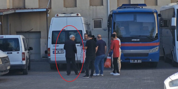 60 kişinin öldüğü Yoldaş Apartmanı'nın müteahhidine 16 yıl hapis cezası