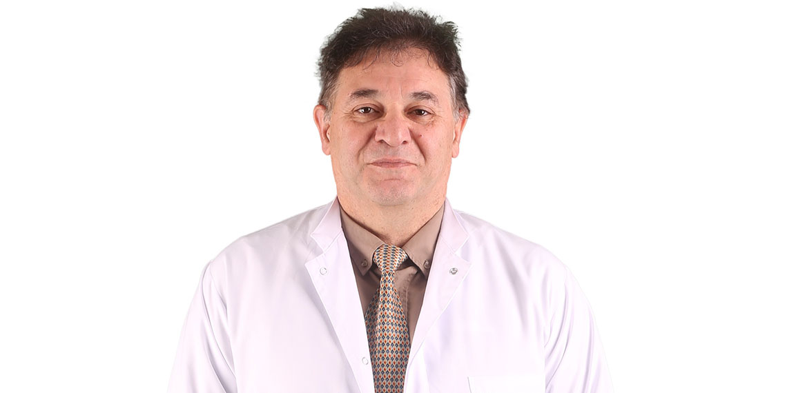 Medical Park Bahçelievler Hastanesi'nden Nöroloji Uzmanı Dr. Öğr. Üyesi Emir Ruşen, 'Akdeniz tipi beslenme ile Alzheimer riski azaltılabilir' dedi.