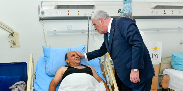 Müsavat Dervişoğlu Gazileri ziyaret etti