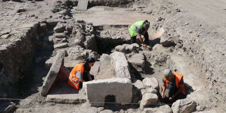 Osmanlı hamamı ve tabakhane gün yüzüne çıkarıldı