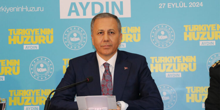 Göçmen kaçakçılığı organizatörlerine göz açtırmamakta kararlıyız