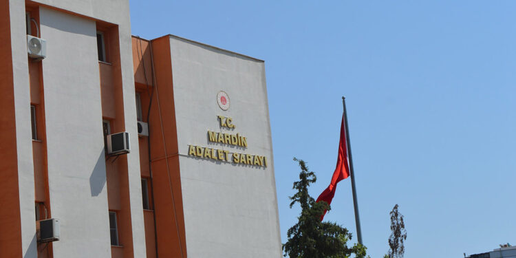 Ahmet Türk'ün 3 yeğeni, 'darp' iddiasıyla tutuklandı