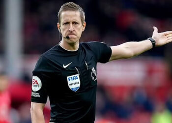 Ajax-Beşiktaş maçını İngiliz hakem John Brooks yönetecek