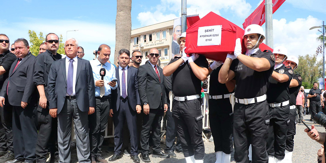 Ayşenur Ezgi Eygi'nin cenazesi Aydın'da son yolculuğuna uğurlandı