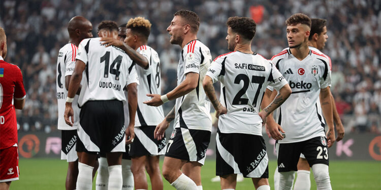Beşiktaş'ın 25 kişilik UEFA listesi belli oldu