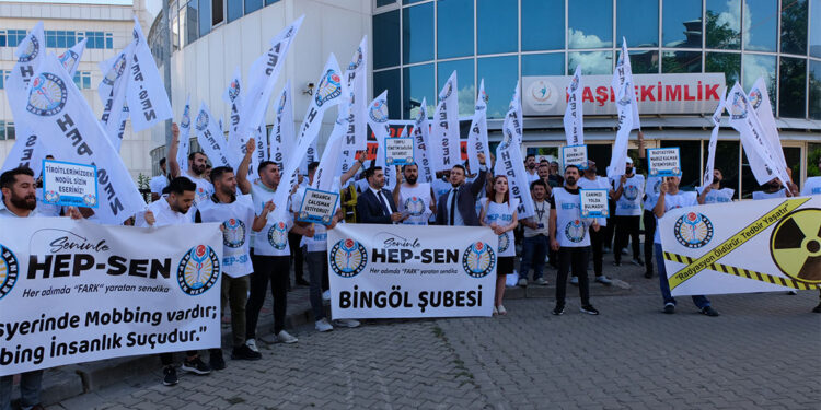 Sağlık çalışanları radyasyon tehlikesi altında