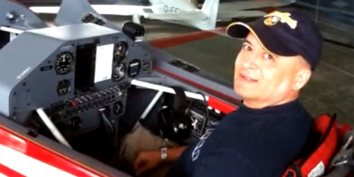 Bursa'daki uçak kazasında ölen öğretmen pilot Ünal Aster (61), ardında tıp, spor, sanat ve havacılık sevdasıyla dolu bir hayat bıraktı.