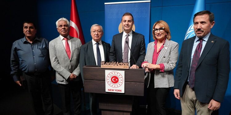 Başkan Ahmet Akın, New York’taki Türkevi’ni ziyaret etti