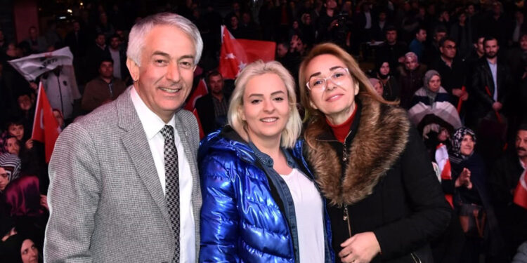 Belediye başkanının attan düşüp yaralanan kızı, 1,5 yıl sonra yaşamını yitirdi