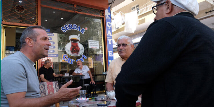 Bu çayevinde siyaset konuşmak yasak