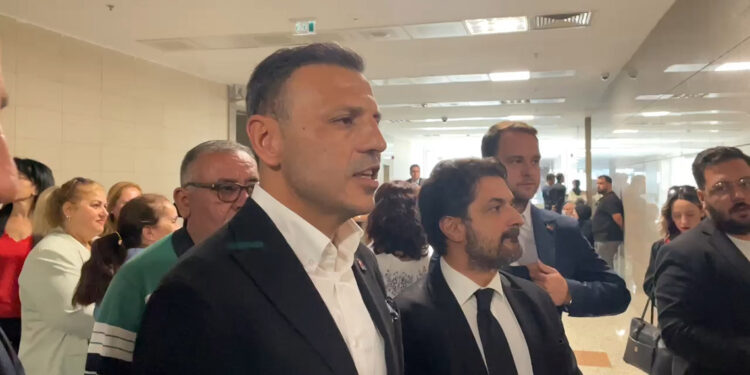 CHP'deki para sayma görüntülerine ilişkin dava görülmeye başlandı