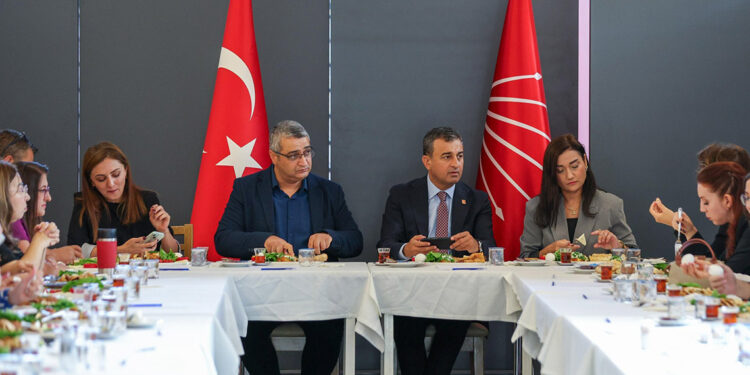 CHP'li Bulut: Adaylık konusunu kaosa çevirmeyeceğiz