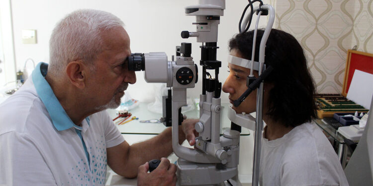 Okul çağı miyopisine dikkat