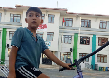 Çocukların oynadığı tüfek ateş aldı; 1 ölü, 1 yaralı