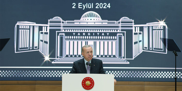 Türkiye, siviller eliyle yapılacak yeni anayasaya hazırdır