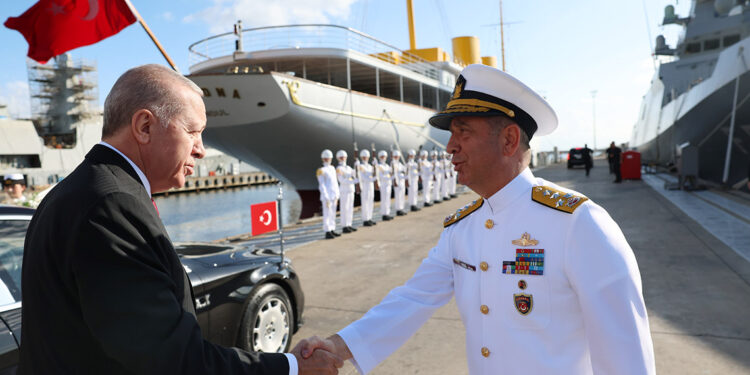 Cumhurbaşkanı Erdoğan yenilenen Savarona Yatını ziyaret etti