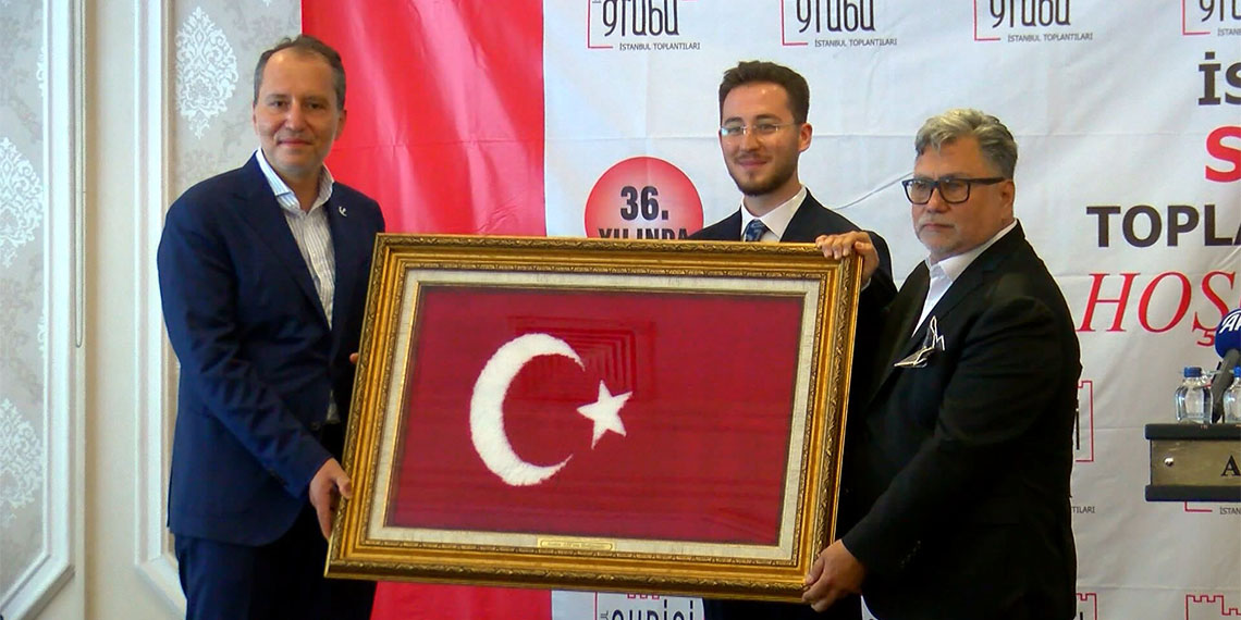 Yeniden Refah Partisi Genel Başkanı Fatih Erbakan, 'Cumhur İttifakına keşke destek vermeseydim dediğiniz oldu mu?' sorusuna yönelik, “Bir pişmanlık yaşamıyoruz" dedi.