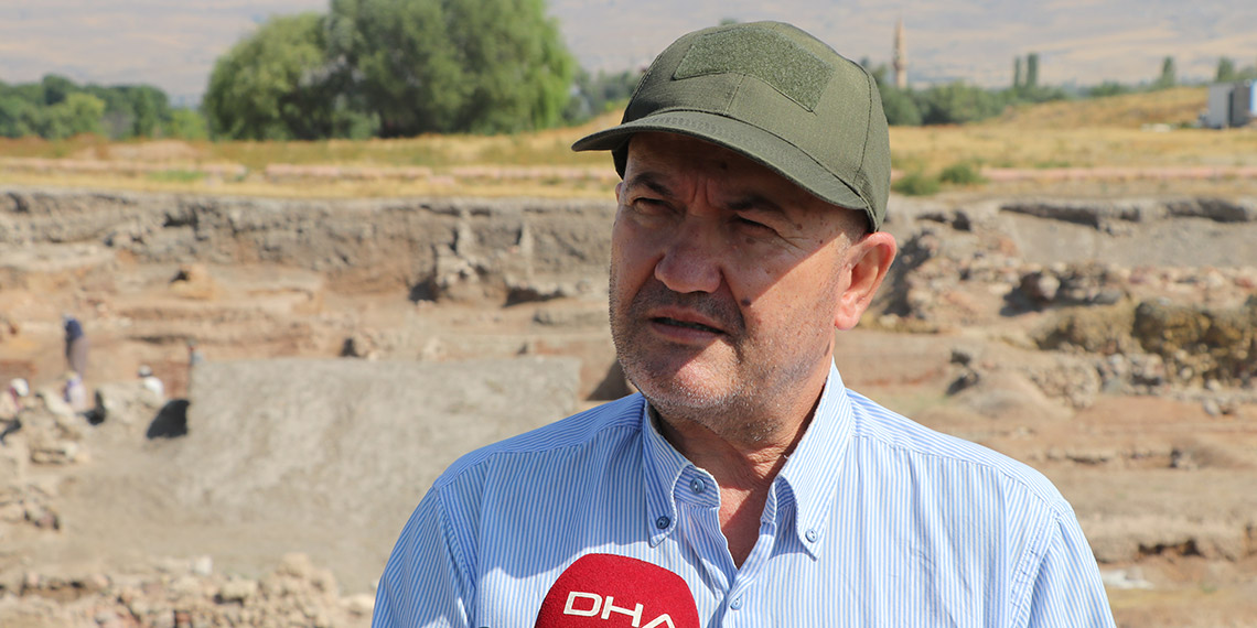 Erken Tunç Çağı'na tarihlenen sarayda 20'ye yakın oda ortaya çıkarıldı