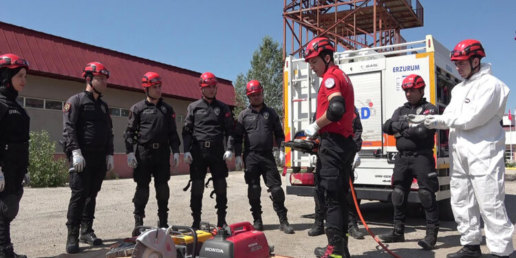 Erzurum AFAD’dan, 1241 kişiye arama kurtarma eğitimi
