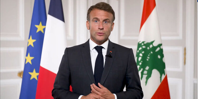 Fransa Cumhurbaşkanı Macron: Lübnan'ın yanındayız