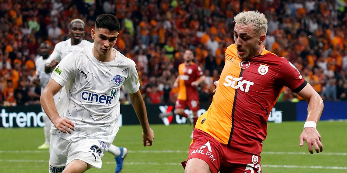 Galatasaray teknik direktörü okan buruk, “maçın sonunda yediğimiz golle 2 puan kaybettik. Maçı kaybetmek benim sorumluluğum. Yaptığımız oyun içerisindeki hamleler, diziliş, rotasyon bunların kararını veren benim. Puan kaybettiysek birinci sorumluluk benim” dedi.