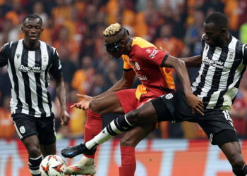Galatasaray ile evimizde oynamak isterdim
