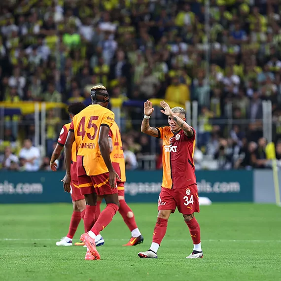 Galatasaray fenerbahçe'yi 3-1 mağlup etti