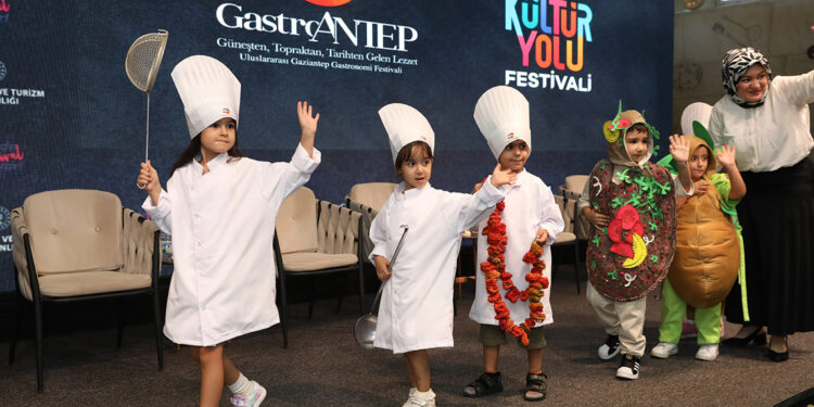 GastroANTEP Kültür Yolu Festivali’nin açılış programı yapıldı
